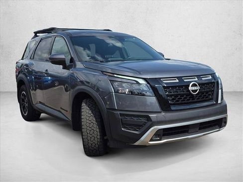 Used 2024 Nissan Pathfinder Rock Creek AWD/4WD image 3