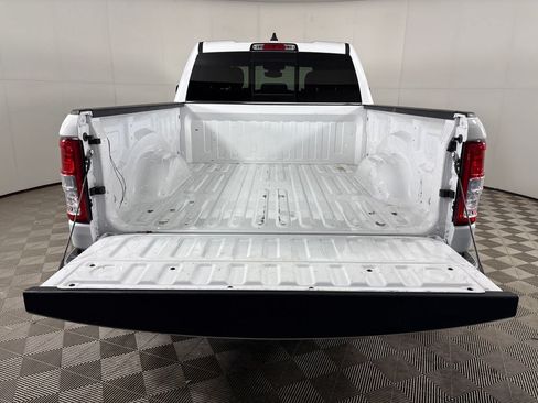 Used 2021 RAM 1500 Big Horn AWD/4WD image 23