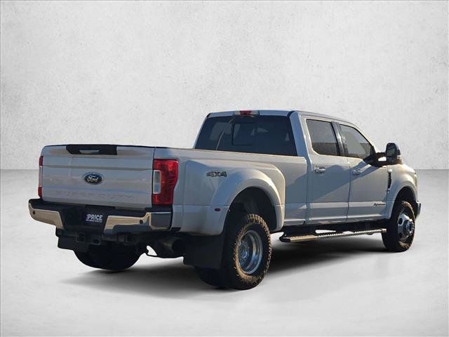 Used 2018 Ford F350 Lariat w/ Lariat Value Package AWD/4WD image 5