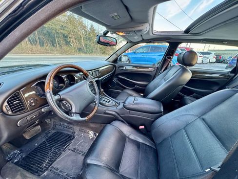 Used 1998 Jaguar XJ8 image 9