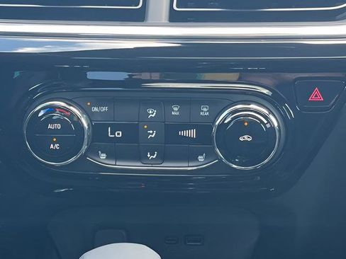 New 2026 Chevrolet Trax RS w/ Sunroof Package image 27