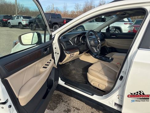 Used 2019 Subaru Outback 2.5i Limited image 14