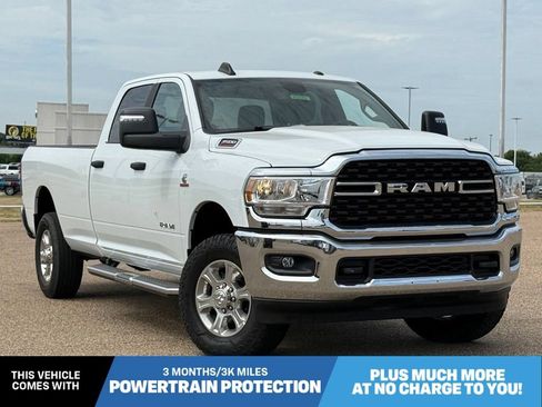 Used 2024 RAM 3500 Big Horn AWD/4WD image 1
