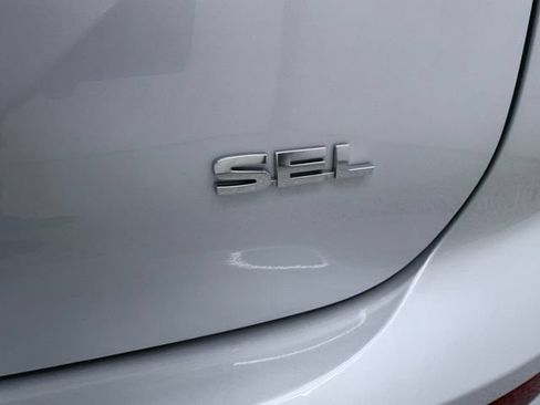 Used 2025 Mitsubishi Outlander SEL AWD/4WD image 11