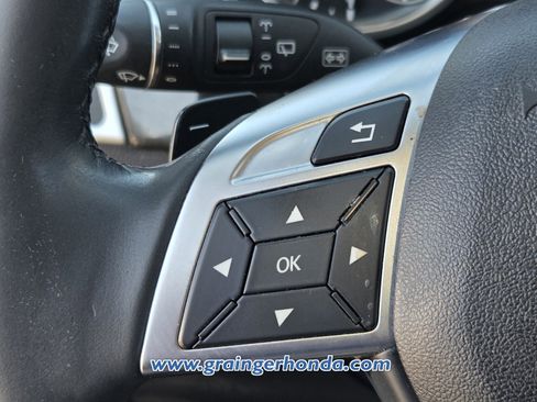 Used 2016 Mercedes-Benz GL 550 4MATIC image 28