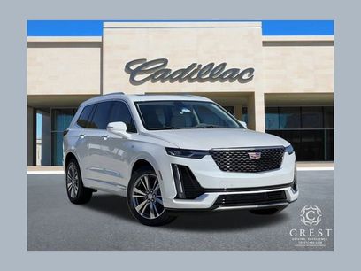 New 2025 Cadillac XT6 Premium Luxury