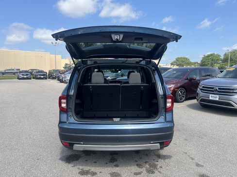 Used 2021 Honda Pilot EX image 11