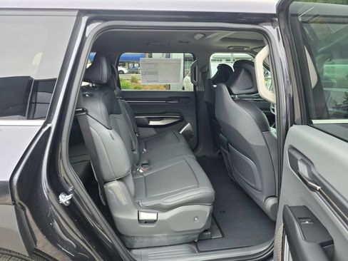 New 2026 Kia EV9 Light RWD image 11