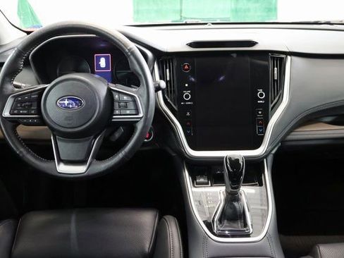 Used 2025 Subaru Outback Limited image 14