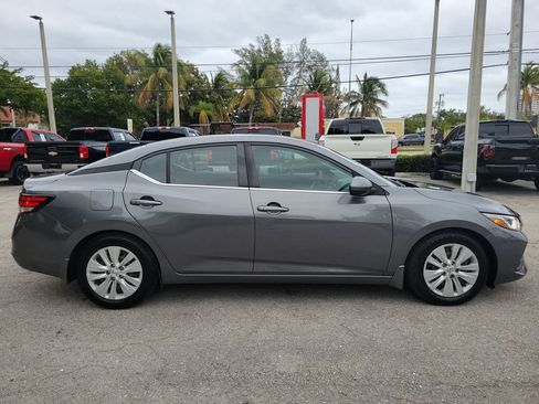 Certified 2021 Nissan Sentra S image 8