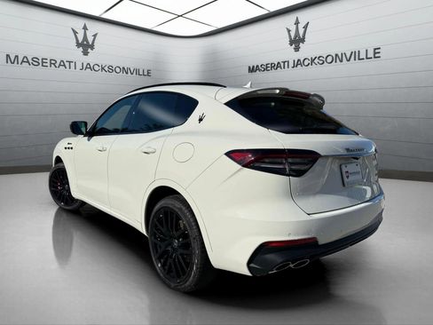 Certified 2024 Maserati Levante Modena Ultima image 3
