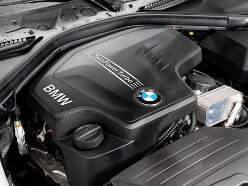 Used 2016 BMW 328i xDrive Sedan AWD/4WD image 28