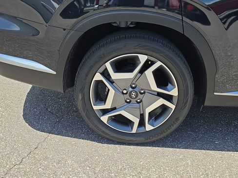 Used 2024 Hyundai Palisade Limited FWD image 5
