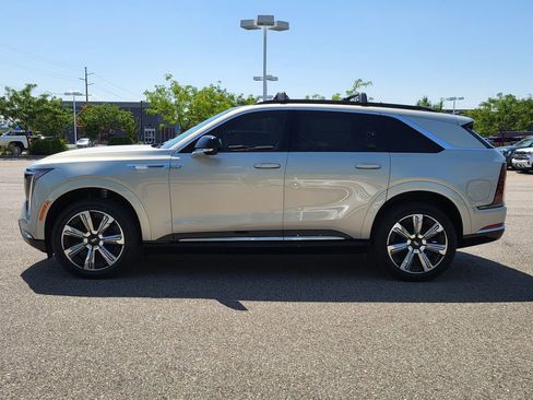 New 2025 Cadillac Escalade IQ Luxury 2 w/ LPO, Etrunk Organizer Package image 49