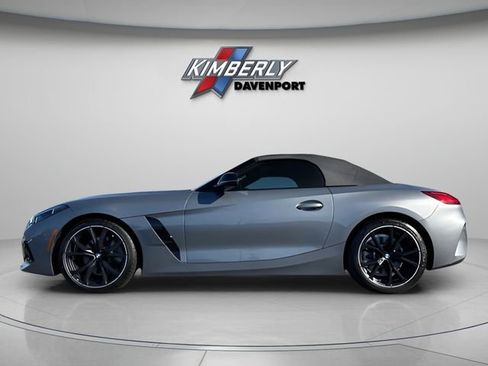 Used 2025 BMW Z4 sDrive30i w/ Premium Package image 2