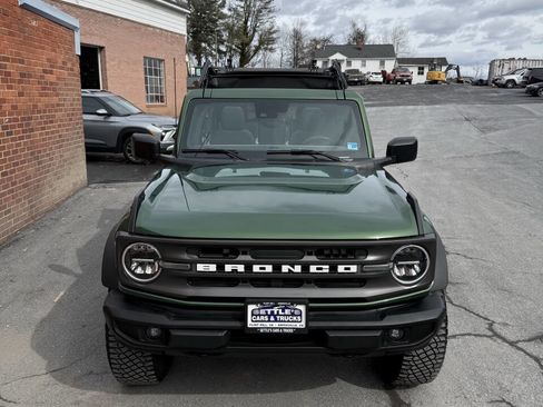Used 2023 Ford Bronco Big Bend w/ Sasquatch Package image 3