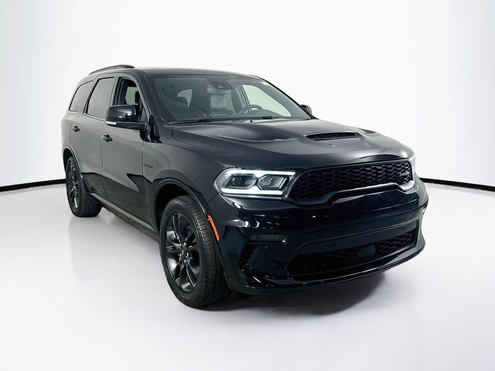 Used 2023 Dodge Durango R/T RWD image 3