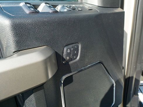 Used 2017 Ford F250 Lariat w/ Lariat Ultimate Package image 19