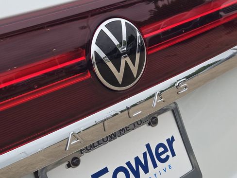 New 2026 Volkswagen Atlas Cross Sport SE AWD/4WD image 7
