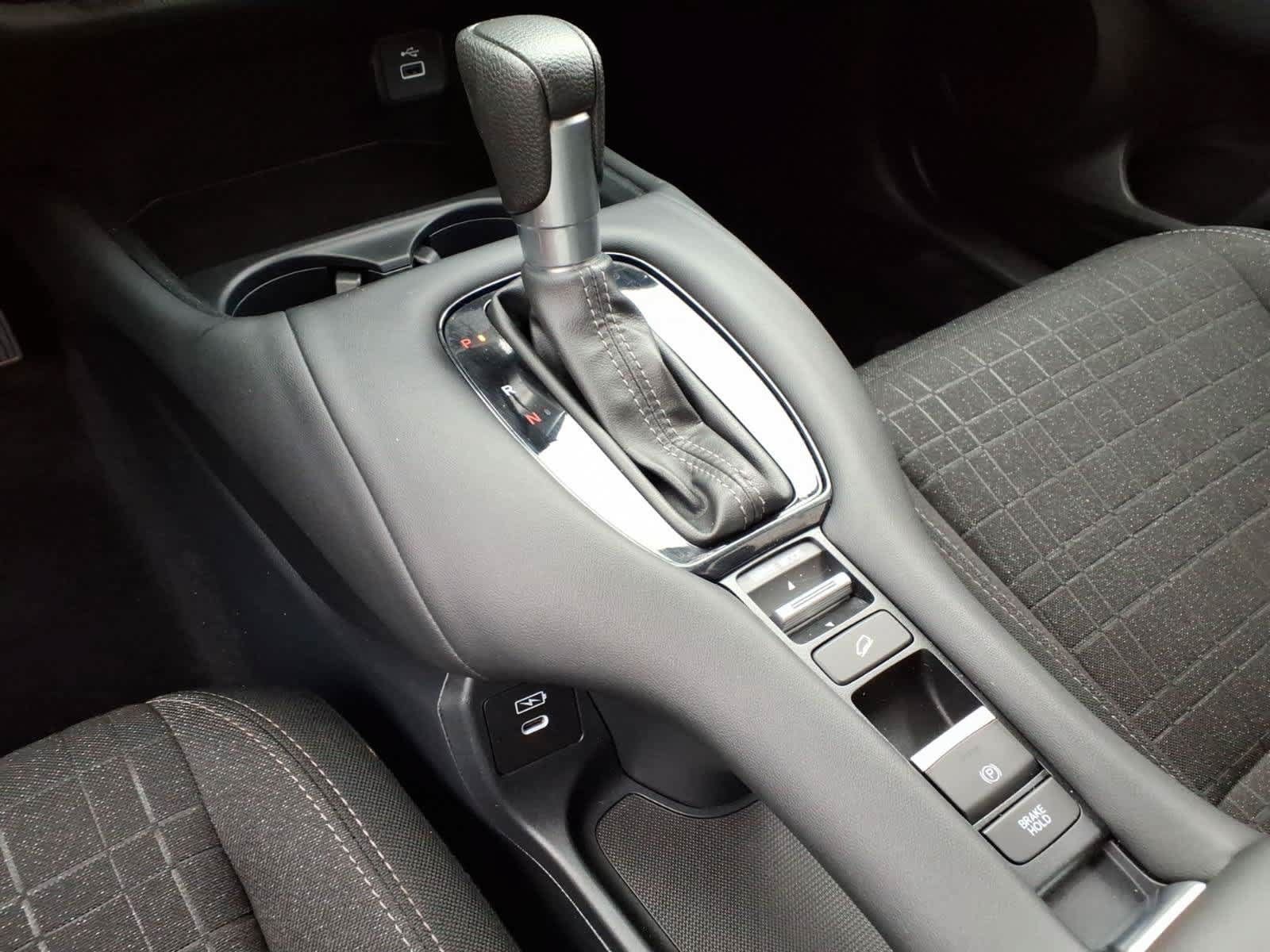 Used 2024 Honda HR-V LX image 22