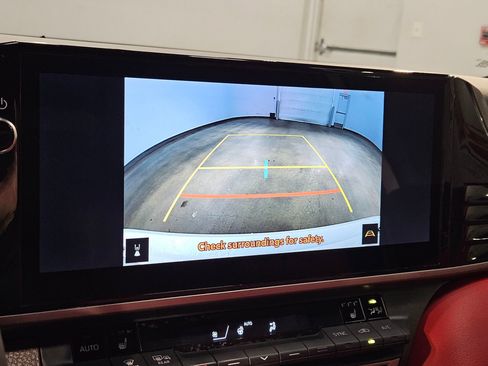 Used 2025 Toyota Camry XSE image 31