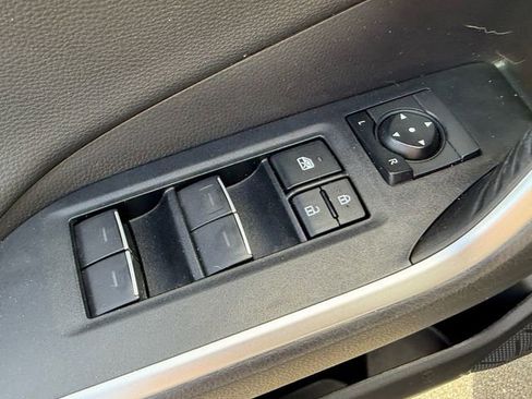 Used 2022 Toyota RAV4 XSE image 36