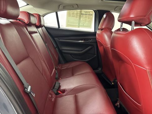 Used 2022 MAZDA MAZDA3 s image 27