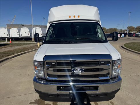 New 2026 Ford E-350 and Econoline 350 Super Duty w/ Power Equipment Group RWD image 10