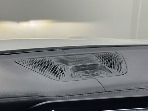 Used 2021 BMW X6 M Sport Utility 4D w/ Competition Package image 26