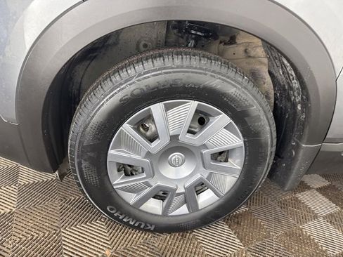 Used 2025 Nissan Kicks S image 26