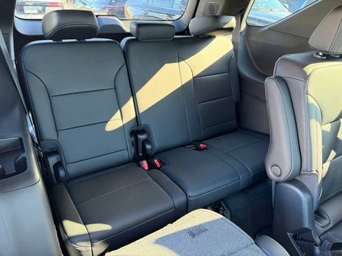 New 2026 Chevrolet Traverse LT w/ Driver Confidence Package FWD image 13