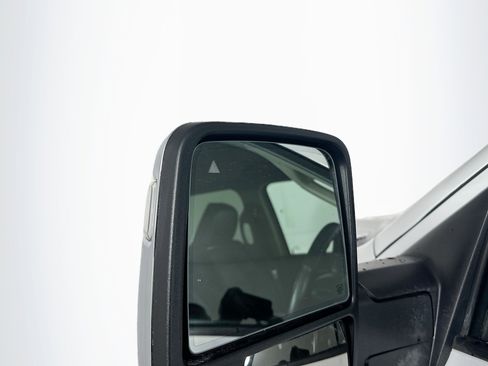 Used 2024 RAM 2500 Laramie image 16