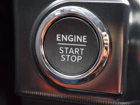 New 2025 Ford F150 Lariat w/ Equipment Group 502A High image 15