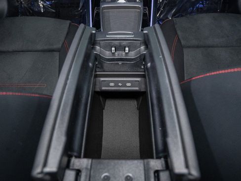 Certified 2025 Mercedes-Benz GLA 250 250 SUV image 24