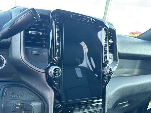 Used 2025 RAM 2500 Tradesman AWD/4WD image 22