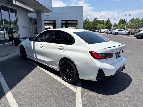 Used 2023 BMW 330e xDrive w/ M Sport Package AWD/4WD image 5