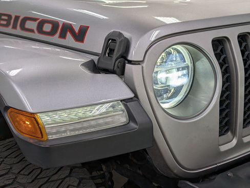 Used 2020 Jeep Gladiator Rubicon AWD/4WD image 13