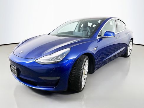 Used 2020 Tesla Model 3 Long Range AWD/4WD image 3