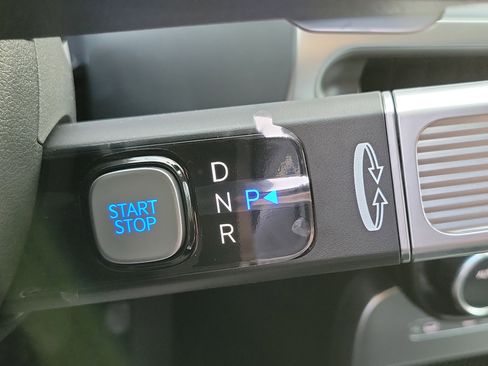 New 2026 Hyundai Ioniq 9 Limited image 10