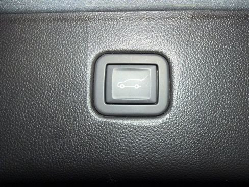 Used 2024 Chevrolet Blazer RS w/ Enhanced Convenience Package image 21