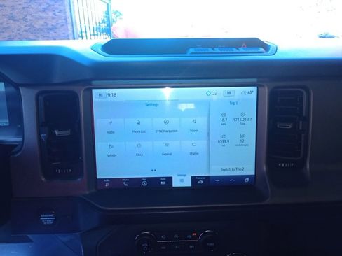 Used 2022 Ford Bronco Outer Banks image 32