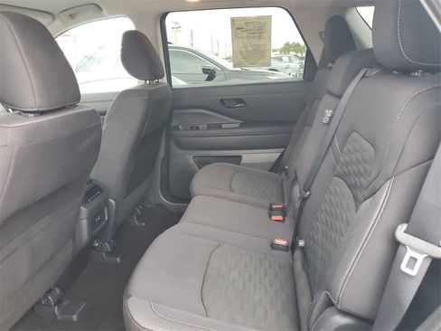 Certified 2025 Nissan Pathfinder SV image 14