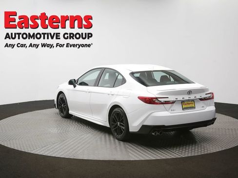 Used 2025 Toyota Camry SE FWD image 65