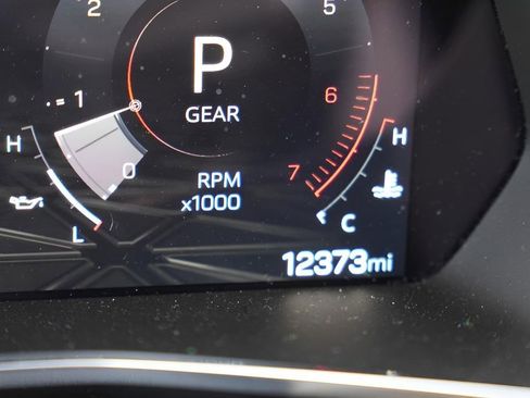 Used 2025 GMC Canyon Elevation w/ Convenience Package image 19