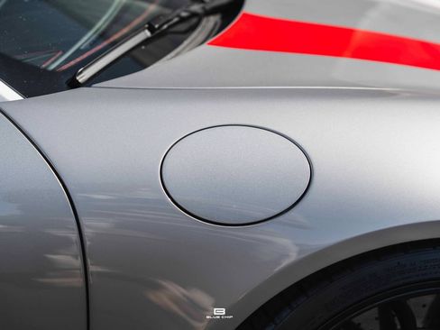 Used 2016 Porsche 911 R RWD image 7