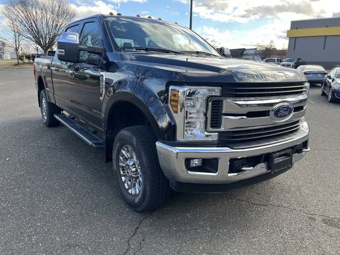 Used 2019 Ford F250 XLT w/ XLT Premium Package image 1