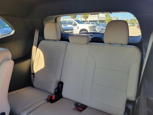 New 2026 Buick Enclave Preferred w/ Power Package image 30