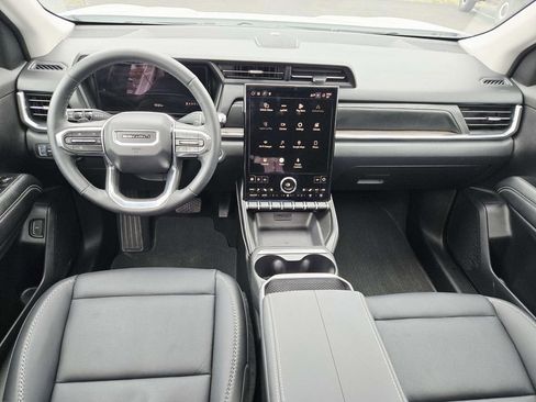 Used 2026 GMC Terrain Denali image 10