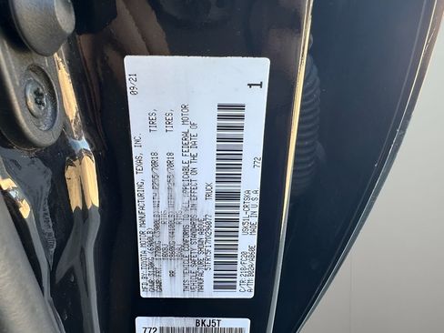 Used 2021 Toyota Tundra SR5 RWD image 29