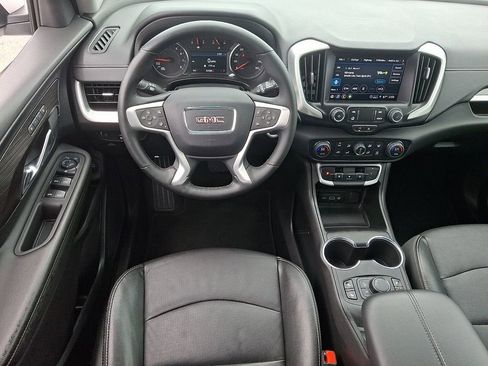 Certified 2024 GMC Terrain SLT FWD image 14